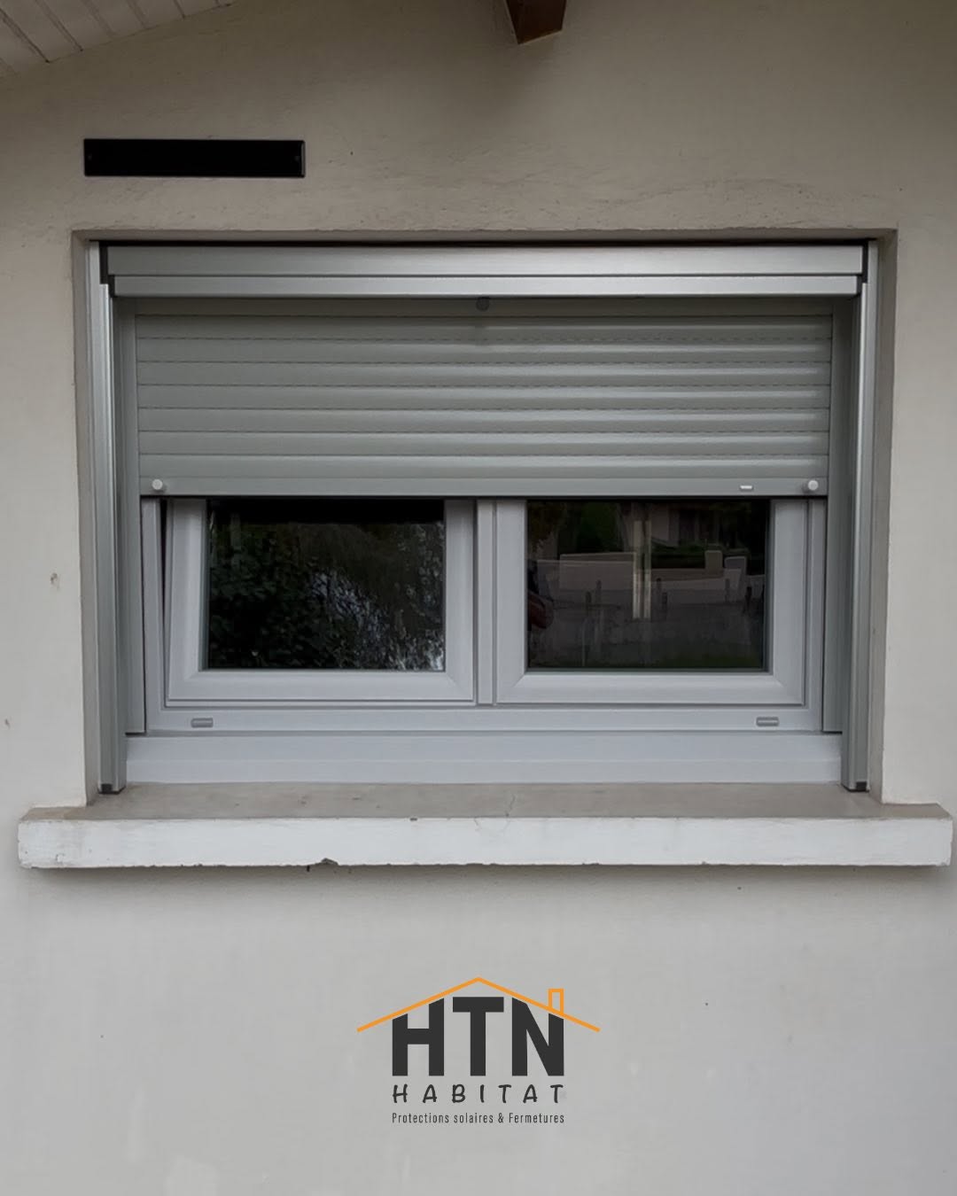 Extension moderne en bardage bois et terrasse